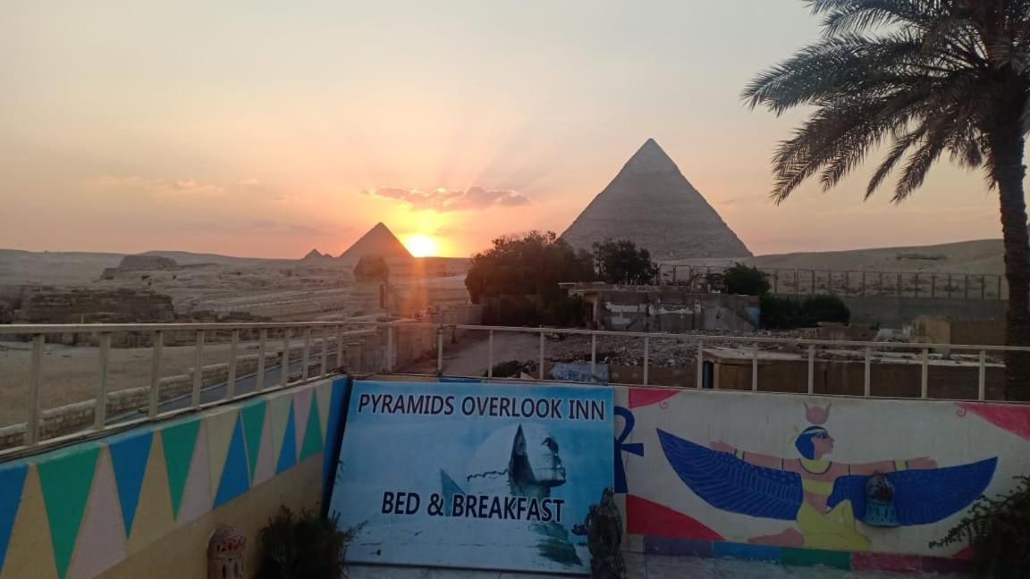 Pyramids Overlook Inn Kafret el-Gabal Exteriör bild